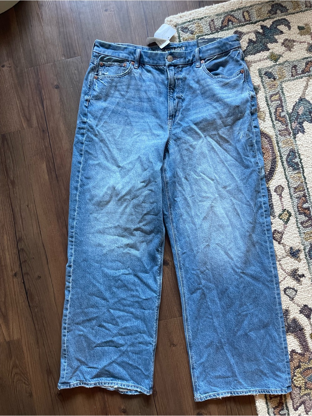 American Eagle Super Hi-Rise Strigid Straight Jeans